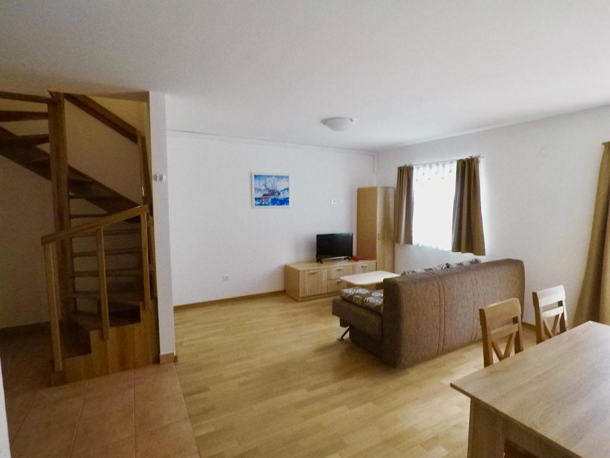 Apartmani Funda Bol Esterno foto