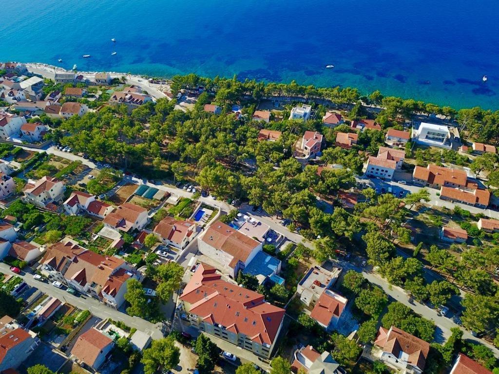 Apartmani Funda Bol Esterno foto